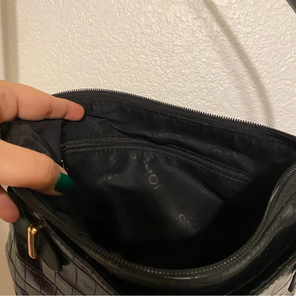 EUC Jones New York Vegan Leather Crocodile Embossing Crossbody Bag
